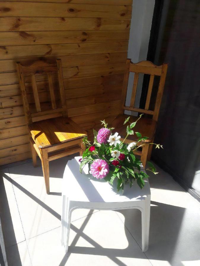 Guest House Mari30 Mestia Exterior foto
