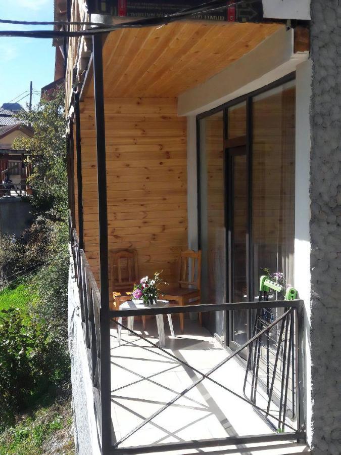 Guest House Mari30 Mestia Exterior foto