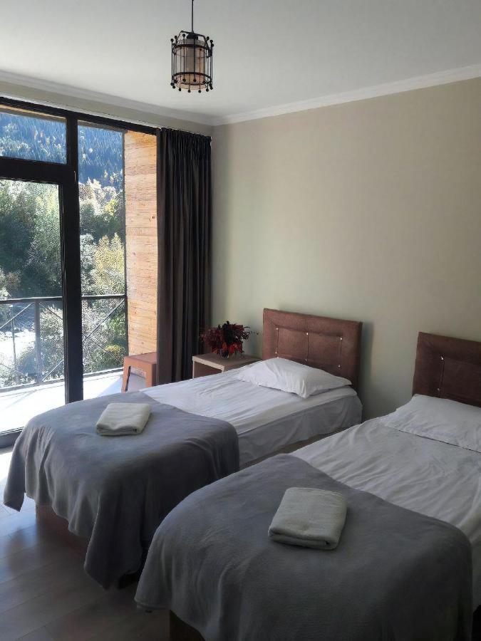 Guest House Mari30 Mestia Exterior foto